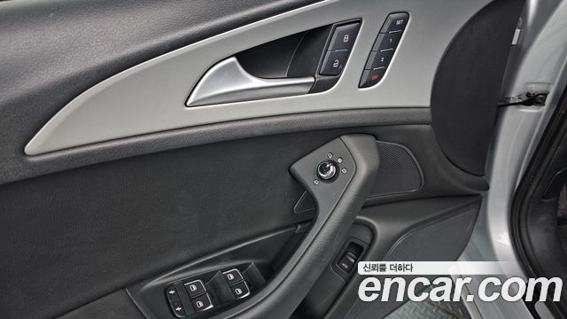 Audi A6 2012 — photo 17