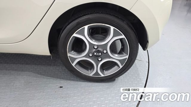 Kia morning 2014 — photo 7