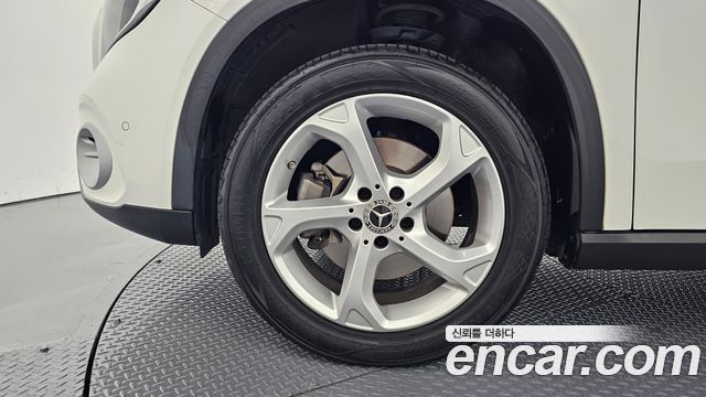 Mercedes-Benz GLA-Class 2019 — photo 5