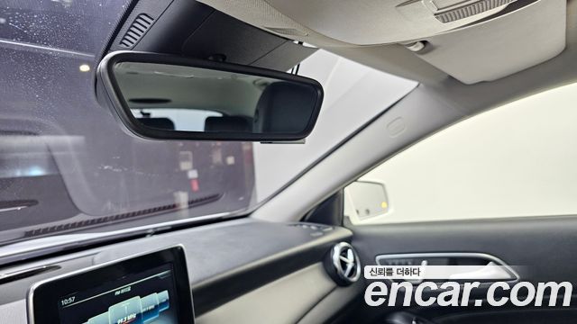 Mercedes-Benz GLA-Class 2019 — photo 27