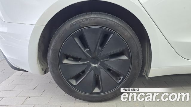 Tesla Model 3 2024 — photo 5