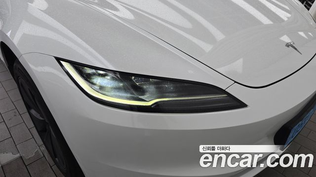Tesla Model 3 2024 — photo 8