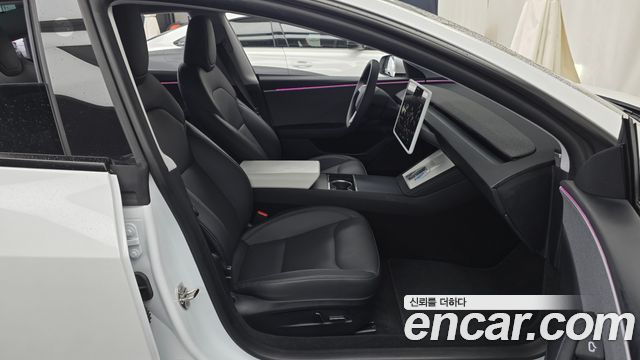 Tesla Model 3 2024 — photo 16