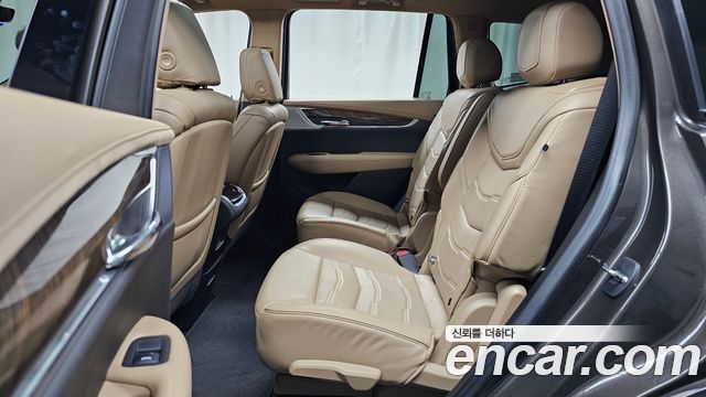 Cadillac XT6 2020 — photo 18