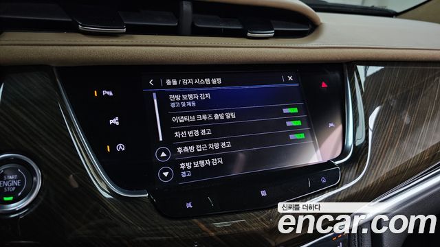 Cadillac XT6 2020 — photo 21