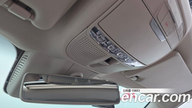 Mercedes-Benz E-Class 2019 — photo 26