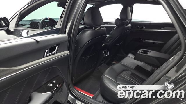 Kia K5 2024 — photo 17