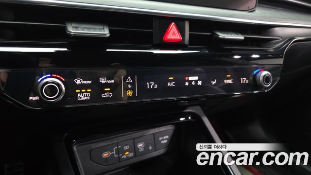 Kia K5 2024 — photo 22