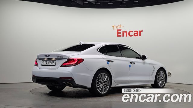 Genesis G70 2019 — photo 2