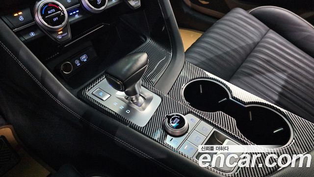 Genesis G70 2019 — photo 9