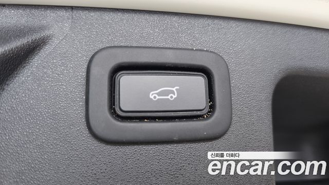 Land Rover Discovery Sport 2020 — photo 32