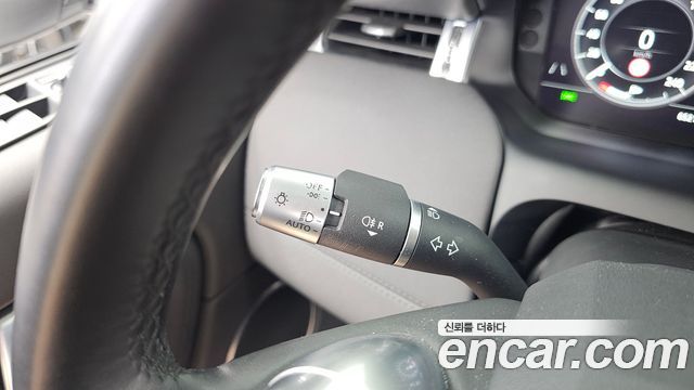 Land Rover Discovery Sport 2020 — photo 33
