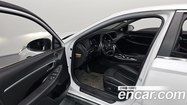 Hyundai Sonata 2020 — photo 13