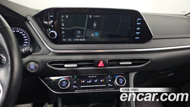 Hyundai Sonata 2020 — photo 22