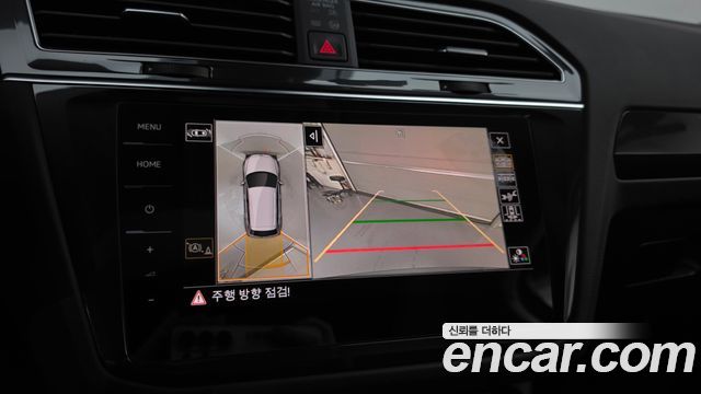 Volkswagen Tiguan 2023 — photo 21