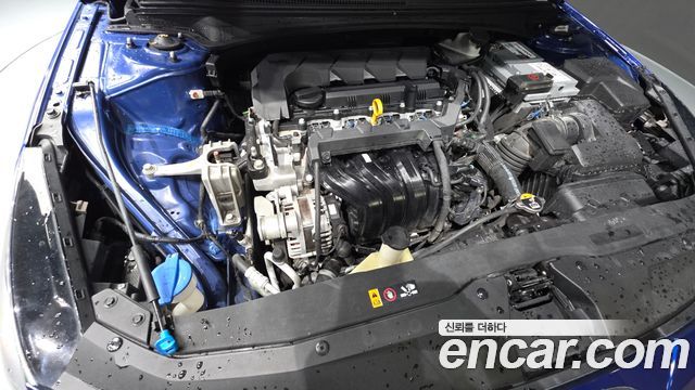 Hyundai AVANTE 2021 — photo 6