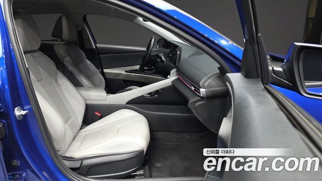 Hyundai AVANTE 2021 — photo 11