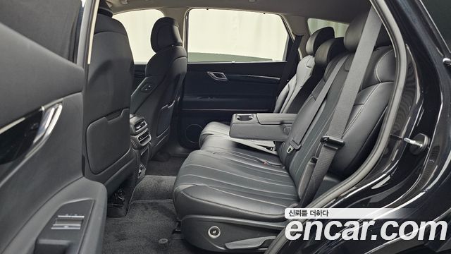 Genesis GV80 2023 — photo 18