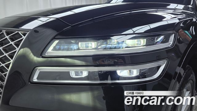 Genesis GV80 2023 — photo 8