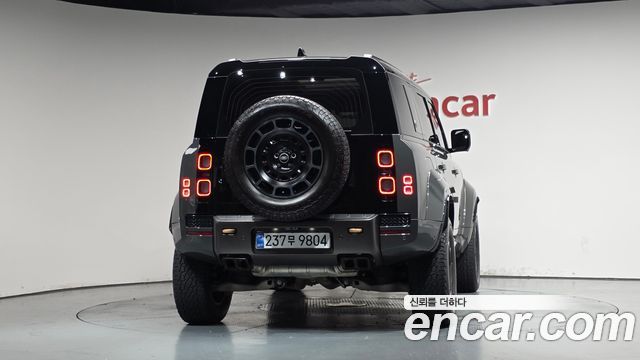 Land Rover Defender 2025 — photo 4