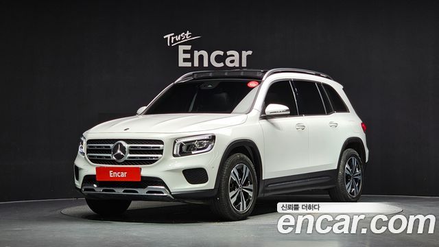 Mercedes-Benz GLB-Class 2021 — photo 1
