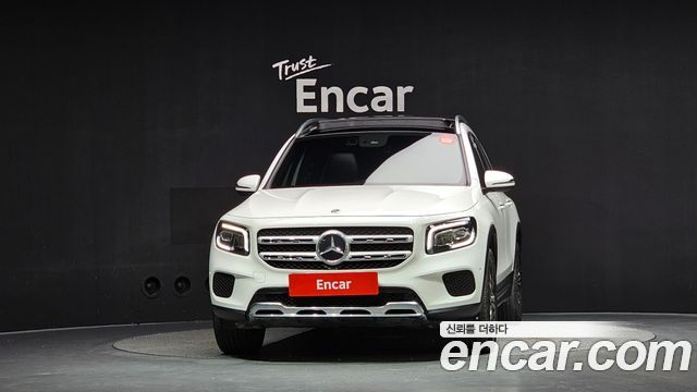 Mercedes-Benz GLB-Class 2021 — photo 3