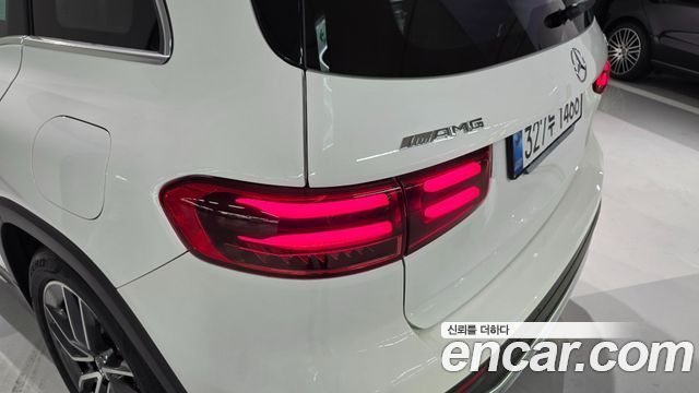 Mercedes-Benz GLB-Class 2026 — photo 13
