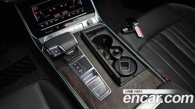 Audi A6 2020 — photo 12