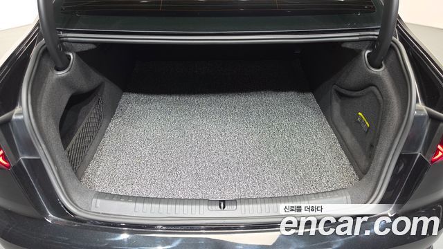 Audi A6 2020 — photo 22
