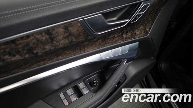 Audi A6 2020 — photo 23