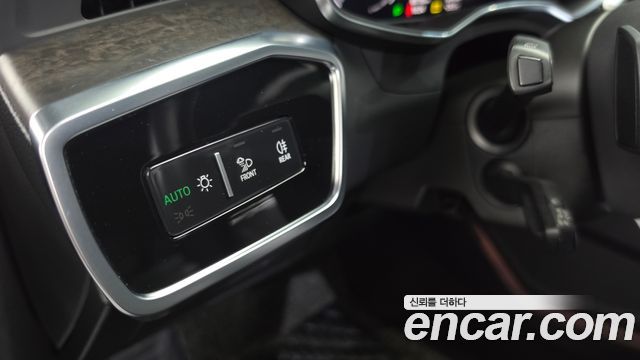 Audi A6 2020 — photo 26