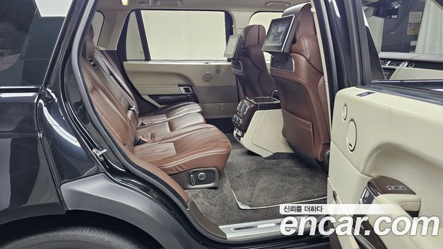 Land Rover Range Rover 2017 — photo 17