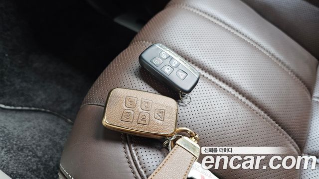 Land Rover Range Rover 2017 — photo 22