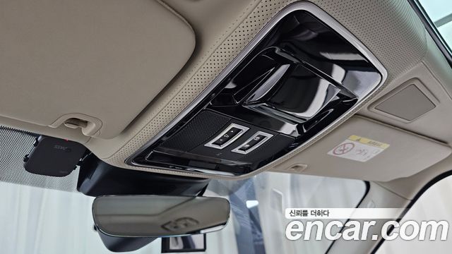 Land Rover Range Rover 2017 — photo 25
