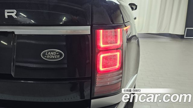 Land Rover Range Rover 2017 — photo 9