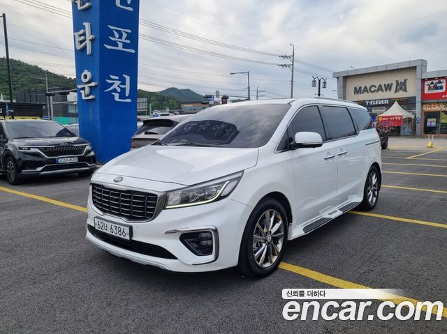 Kia Canival 2019 — photo 1
