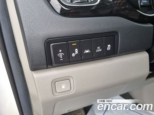 Kia Canival 2019 — photo 14