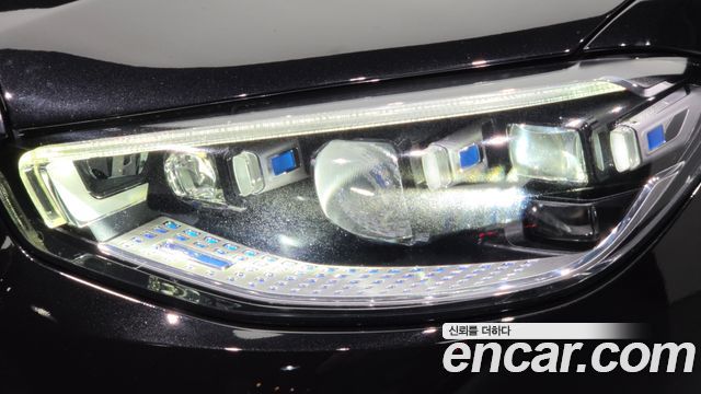 Mercedes-Benz S-Class 2021 — photo 8