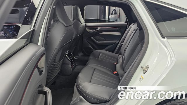 Audi A6 2026 — photo 18