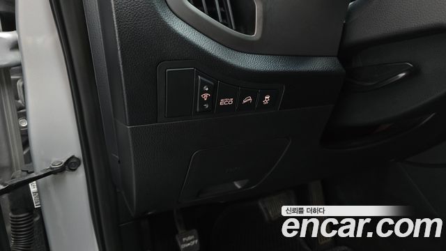 Kia Sportage 2016 — photo 16