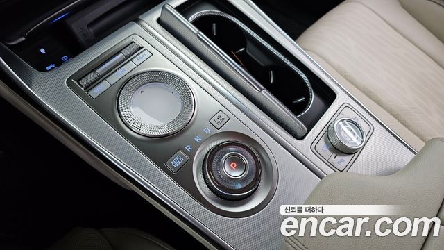 Genesis GV80 2022 — photo 12