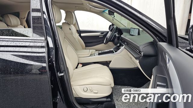 Genesis GV80 2022 — photo 17