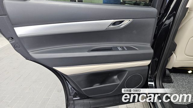 Genesis GV80 2022 — photo 15