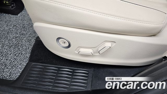 Genesis GV80 2022 — photo 36