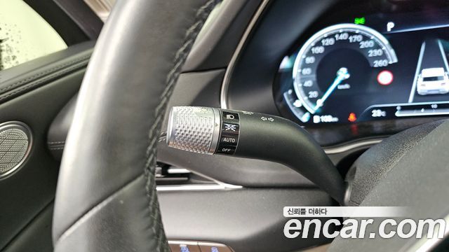 Genesis GV80 2022 — photo 39