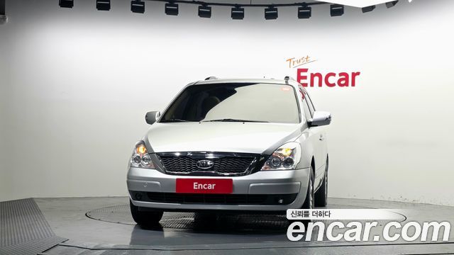 Kia Canival 2011 — photo 3