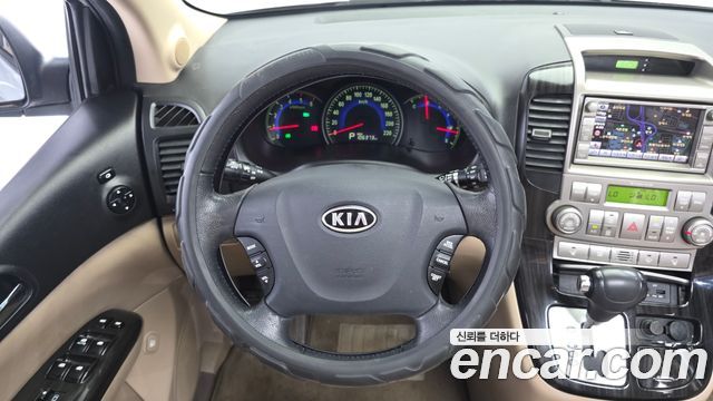 Kia Canival 2011 — photo 13