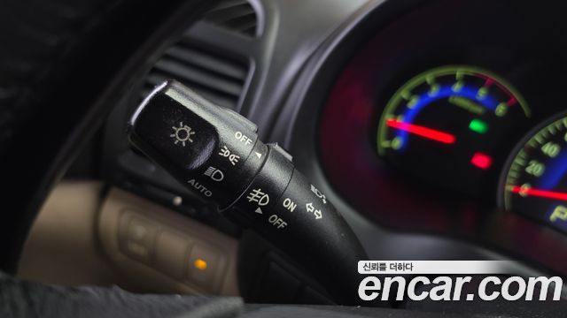 Kia Canival 2011 — photo 16
