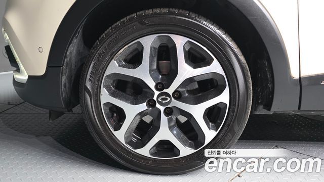 Renault Korea QM3 2018 — photo 5