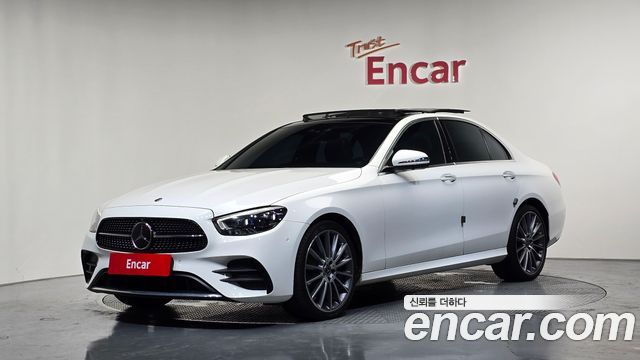 Mercedes-Benz E-Class 2021 — photo 1